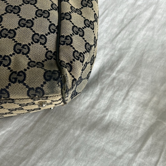 Gucci Navy Red Tote Handle Bag - Picture 15 of 17